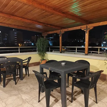 Vandrerhjem Albania Tirana